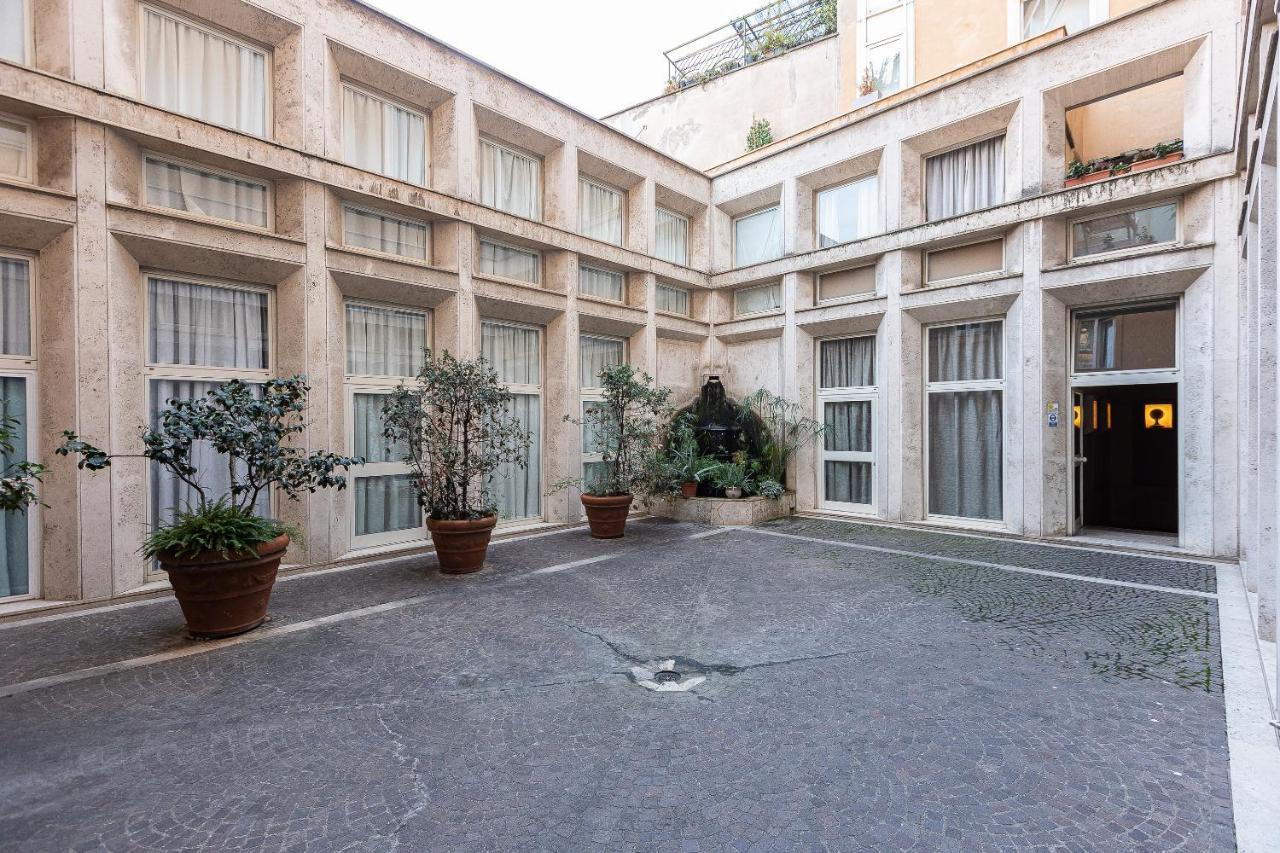 Augusto Imperatore By Rental In Rome Exterior photo